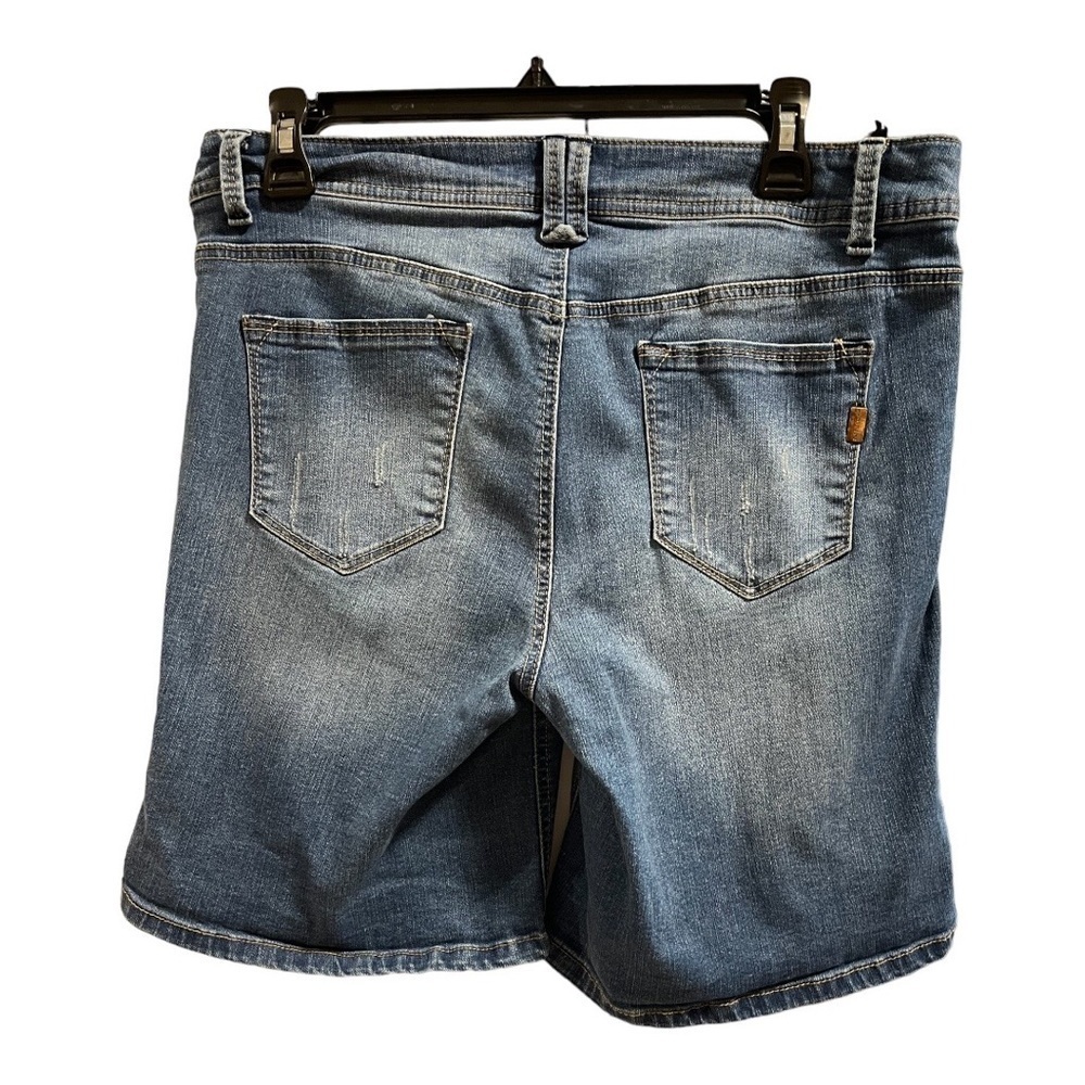 Cute 1822 Jean Shorts - Picture 2 of 6